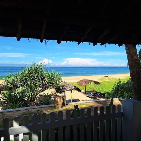 Bed and Breakfast Sailors' Bay Хіккадува Екстер'єр фото