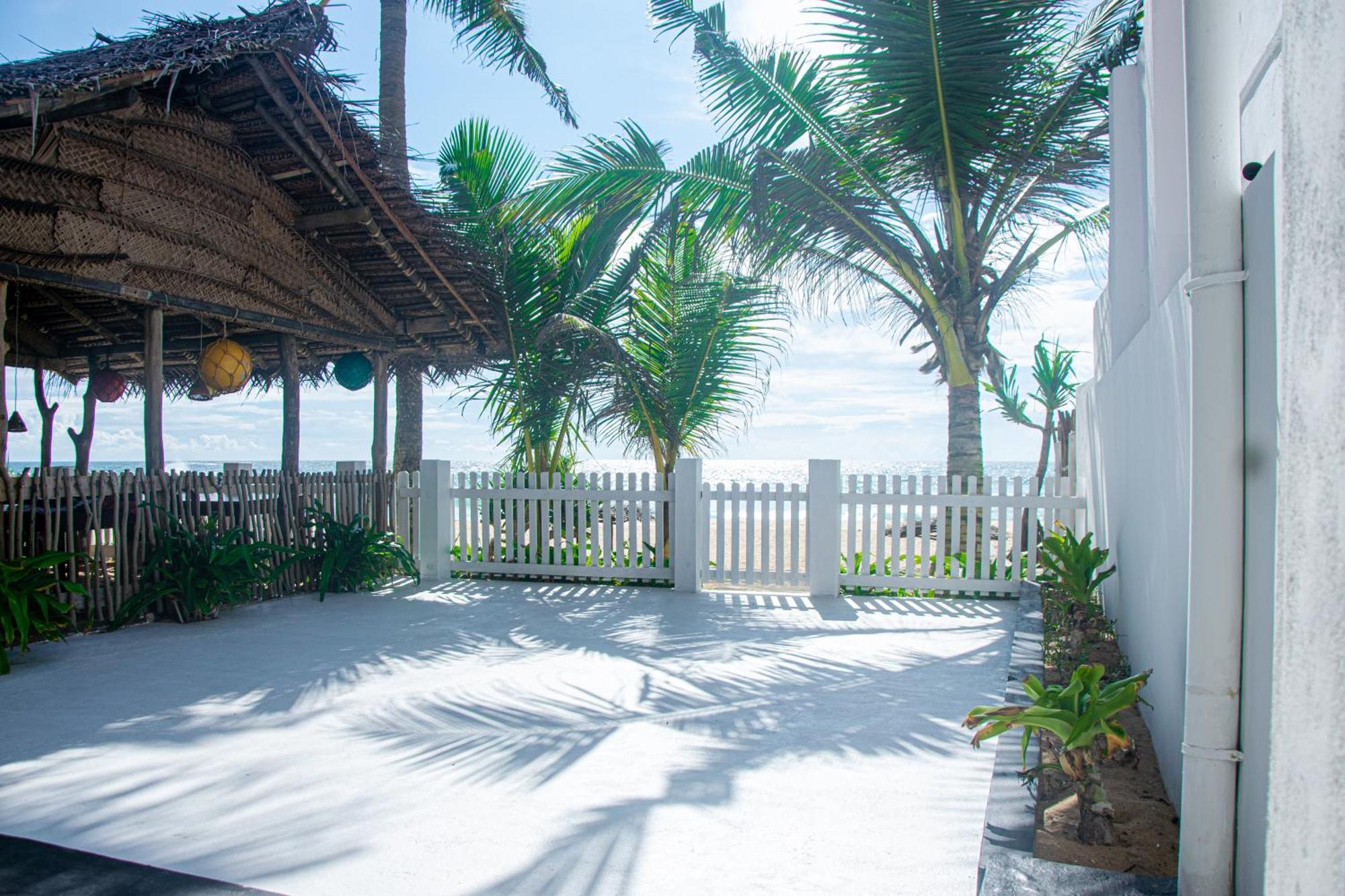 Bed and Breakfast Sailors' Bay Хіккадува Екстер'єр фото