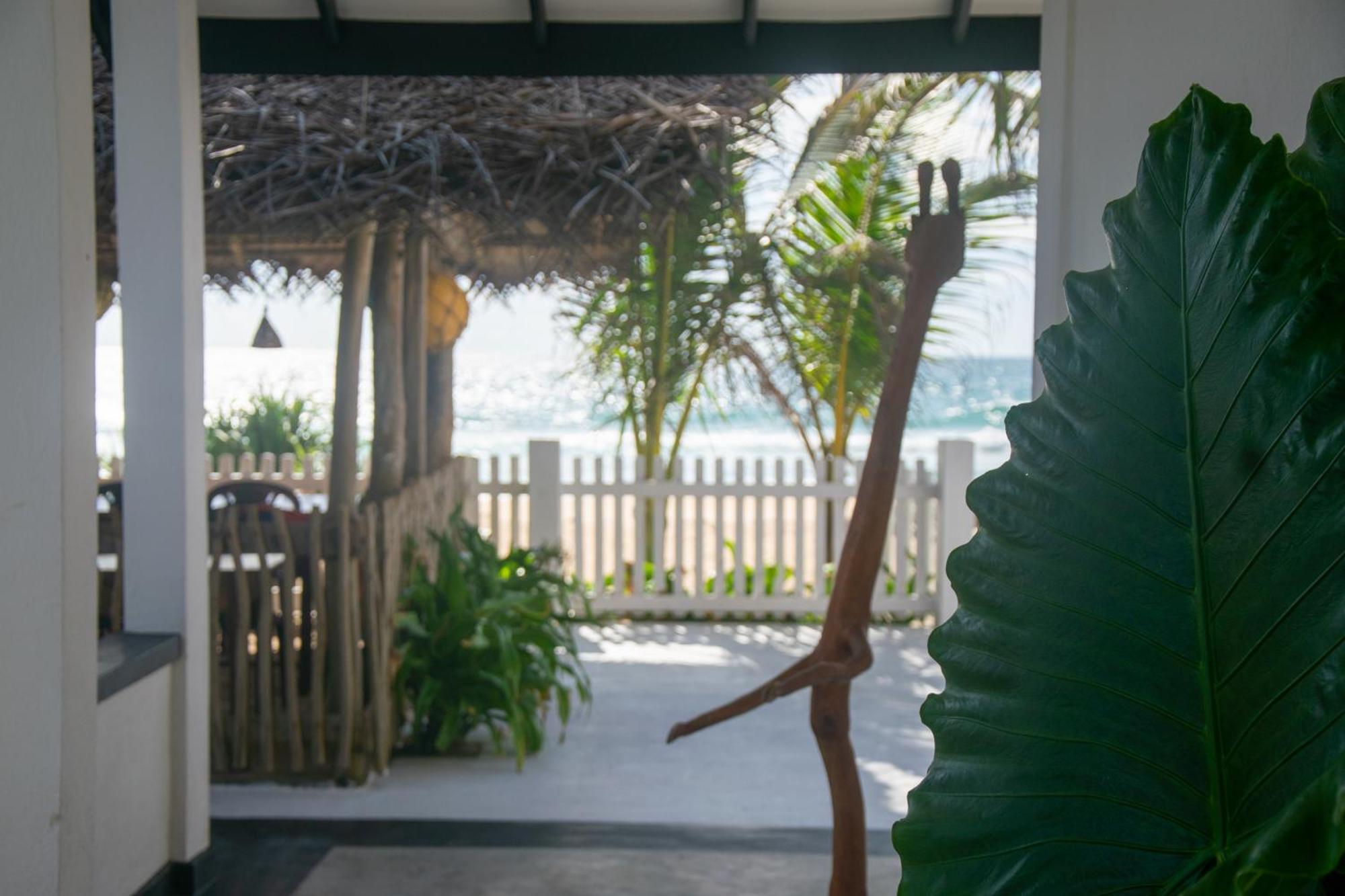 Bed and Breakfast Sailors' Bay Хіккадува Екстер'єр фото