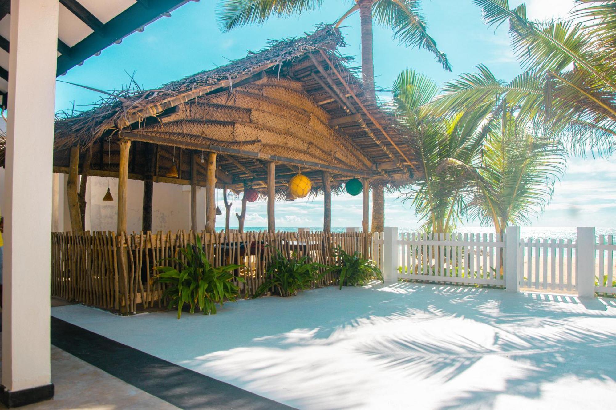 Bed and Breakfast Sailors' Bay Хіккадува Екстер'єр фото