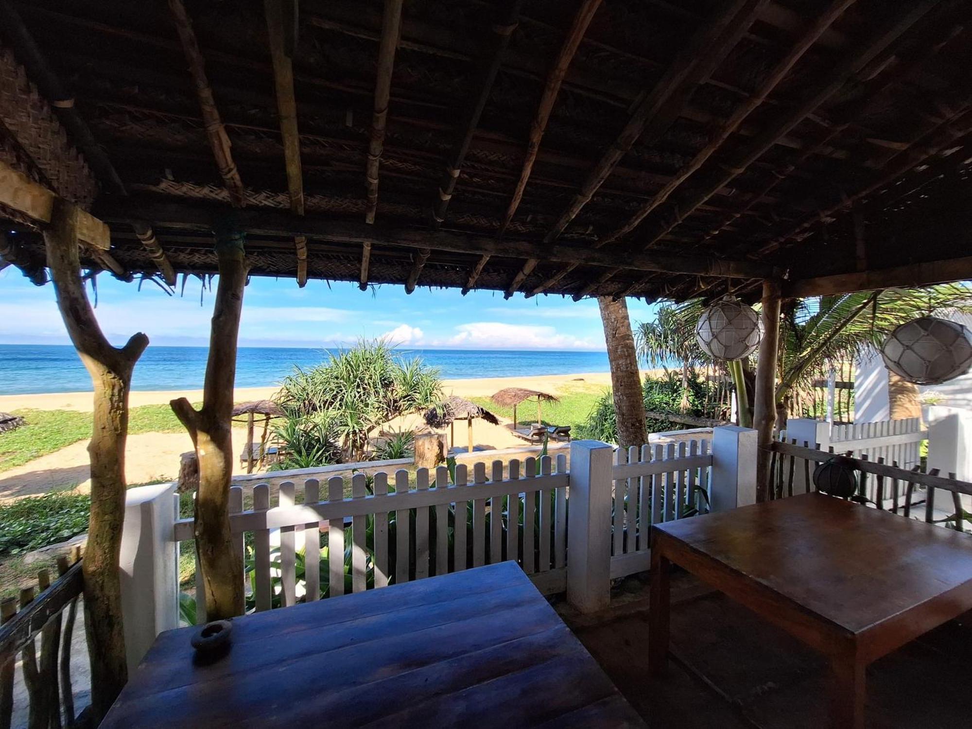 Bed and Breakfast Sailors' Bay Хіккадува Екстер'єр фото