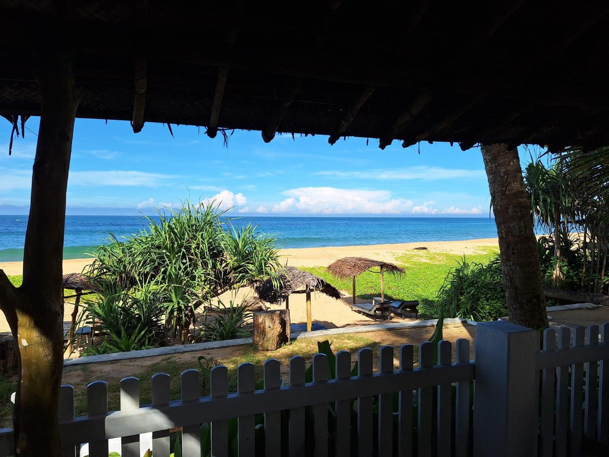 Bed and Breakfast Sailors' Bay Хіккадува Екстер'єр фото