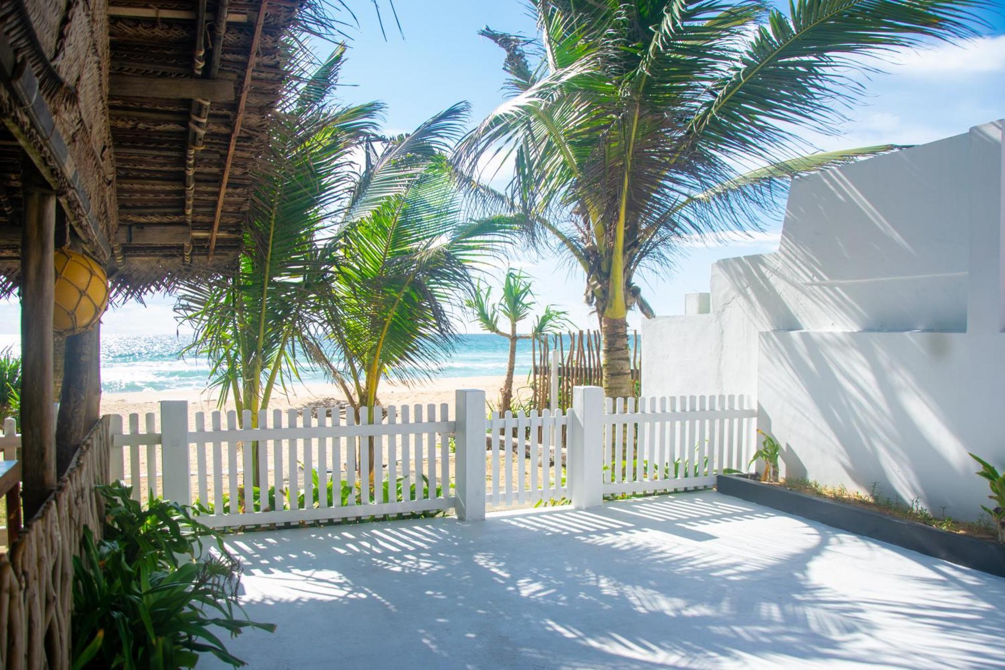 Bed and Breakfast Sailors' Bay Хіккадува Екстер'єр фото