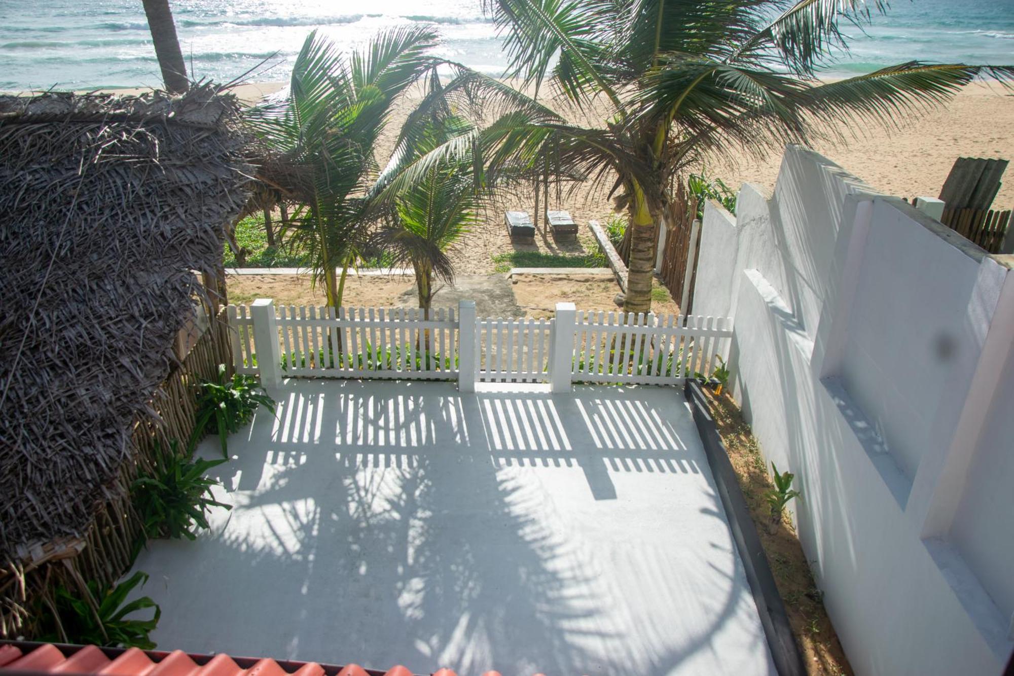 Bed and Breakfast Sailors' Bay Хіккадува Екстер'єр фото
