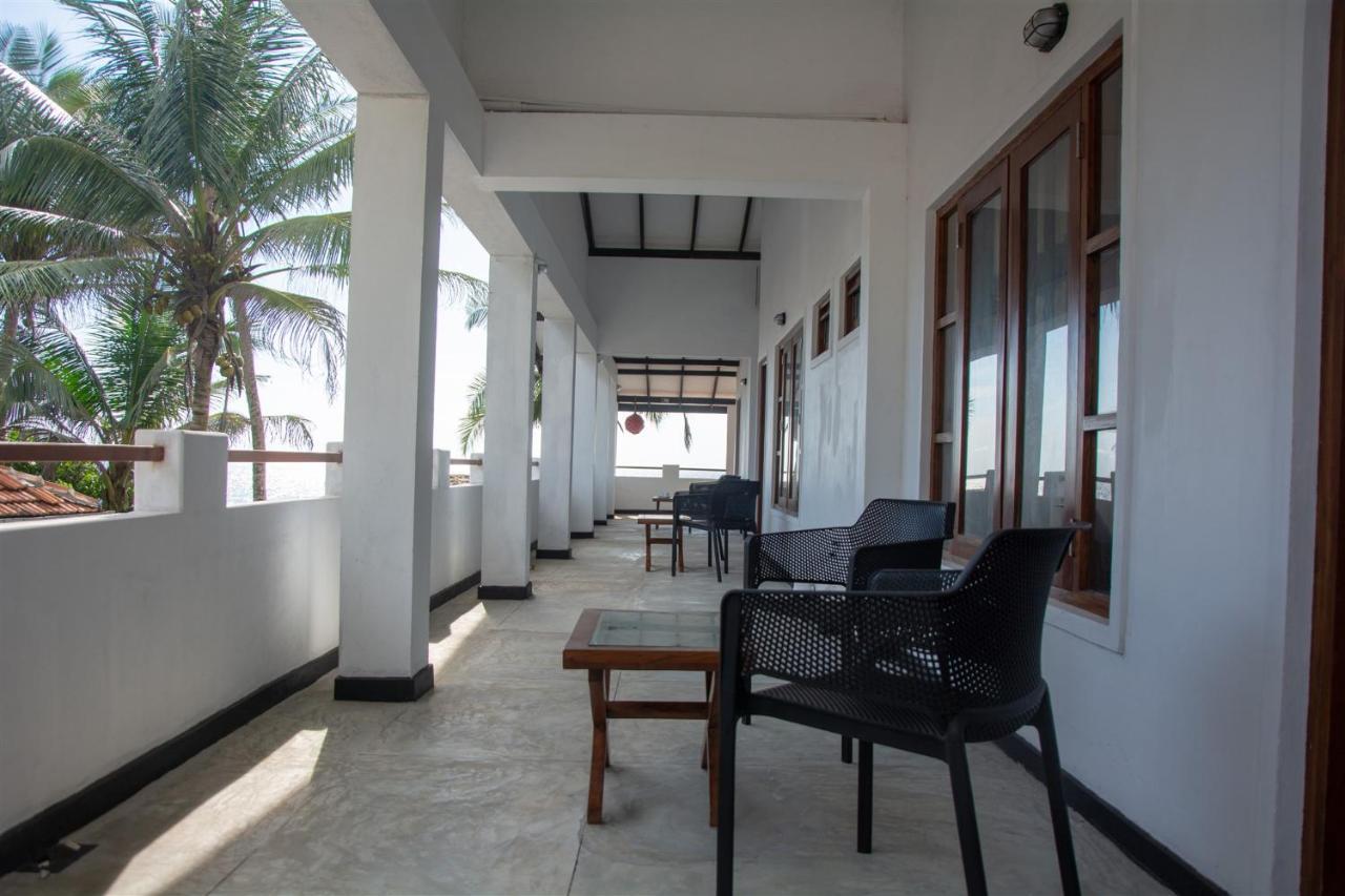 Bed and Breakfast Sailors' Bay Хіккадува Екстер'єр фото