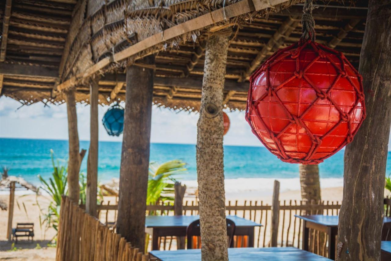 Bed and Breakfast Sailors' Bay Хіккадува Екстер'єр фото